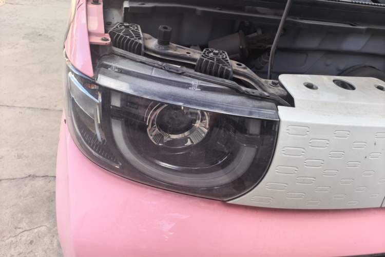 Used Chery QQ Ice Cream 2022 Taohuanxi Sweet Peach Edition Right Front Headlight