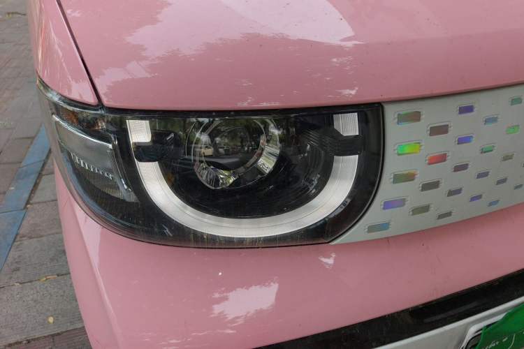 Used Chery QQ Ice Cream 2022 Taohuanxi Sweet Peach Edition Right Front Headlight