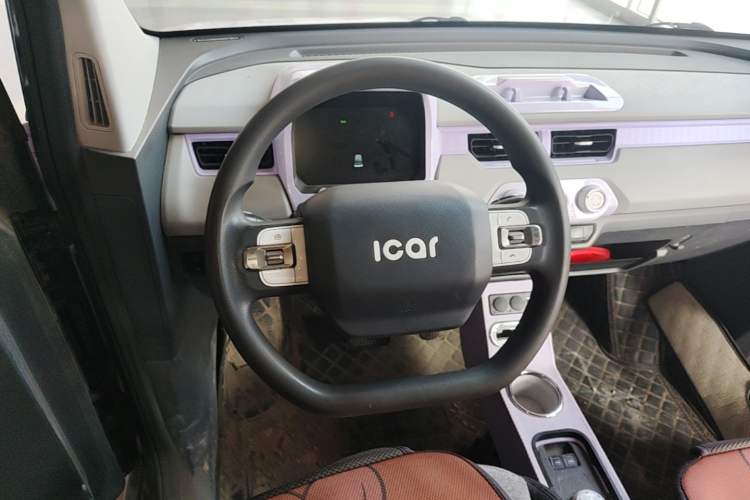 Used Chery QQ Ice Cream 2022 170km Sundae Phosphate Lithium-Ion Steering Wheel