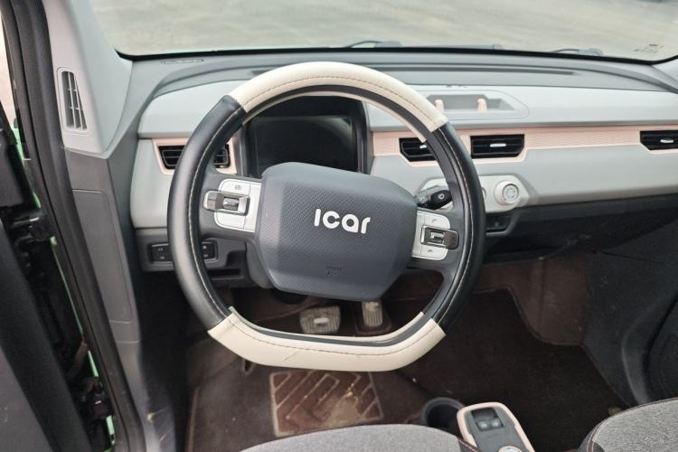 Used Chery QQ Ice Cream 2022 120km Conical Shape Lithium Iron Phosphate Steering Wheel
