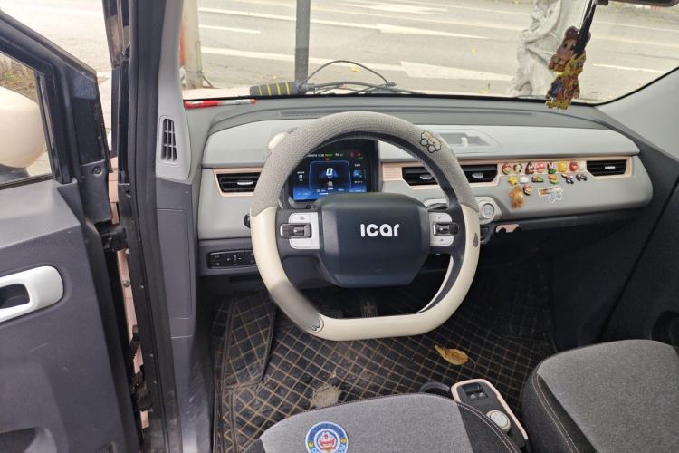 Used Chery QQ Ice Cream 2022 170km Sundae Phosphate Lithium-Ion Steering Wheel