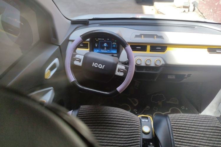 Used Chery QQ Ice Cream 2022 170km Sundae Phosphate Lithium-Ion Steering Wheel