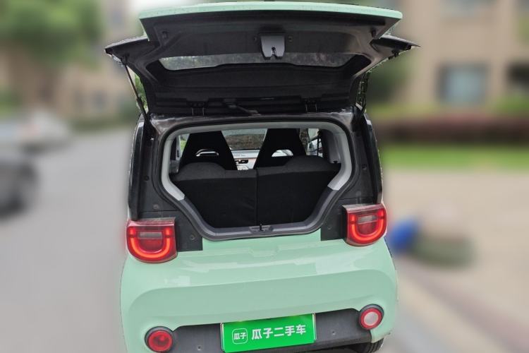 Used Chery QQ Ice Cream 2022 170km Sundae Phosphate Lithium-Ion Trunk