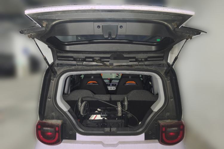 Used Chery QQ Ice Cream 2022 170km Sundae Phosphate Lithium-Ion Trunk