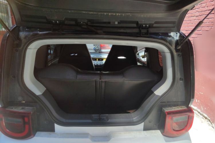 Used Chery QQ Ice Cream 2022 170km Sundae Phosphate Lithium-Ion Trunk