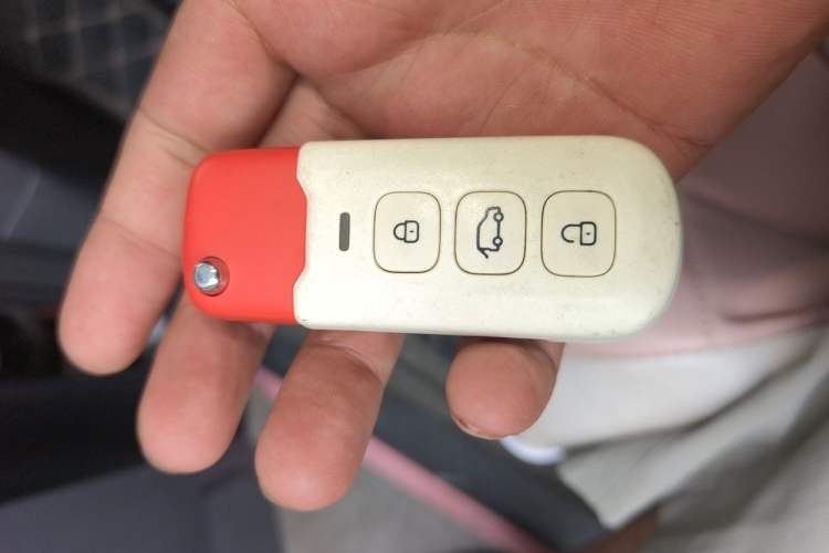 Used Chery QQ Ice Cream 2022 Taohuanxi Sweet Peach Edition Vehicle Key