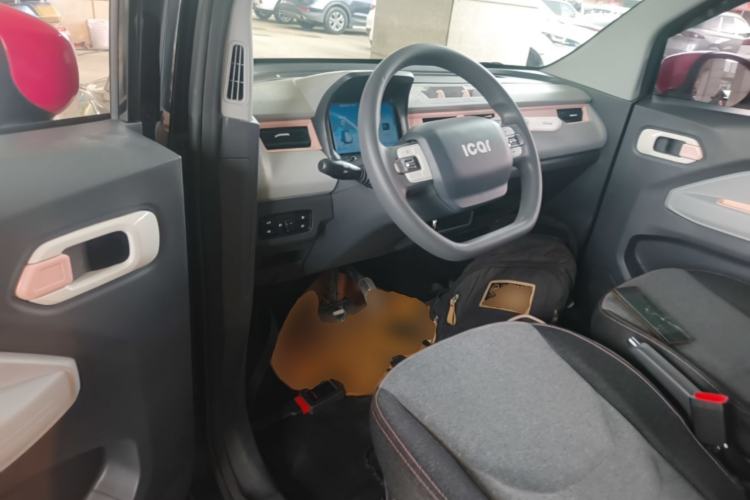 Used Chery QQ Ice Cream 2022 170km Sundae Phosphate Lithium-Ion Driver Seat