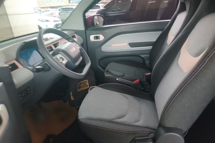 Used Chery QQ Ice Cream 2022 170km Sundae Phosphate Lithium-Ion Left Front Seat