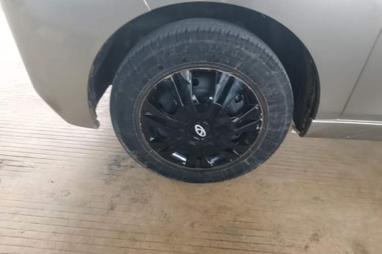 Used Chery QQ Ice Cream 2022 170km Sundae Phosphate Lithium-Ion Left Front Wheel Hub