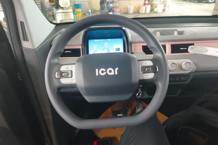 Used Chery QQ Ice Cream 2022 170km Sundae Phosphate Lithium-Ion Steering Wheel