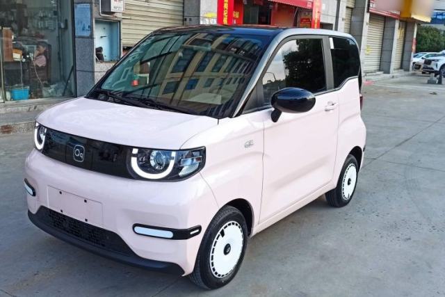 Ojetý Chery QQ Ice Cream 2022 170km Sundae Phosphate Lithium-Ion