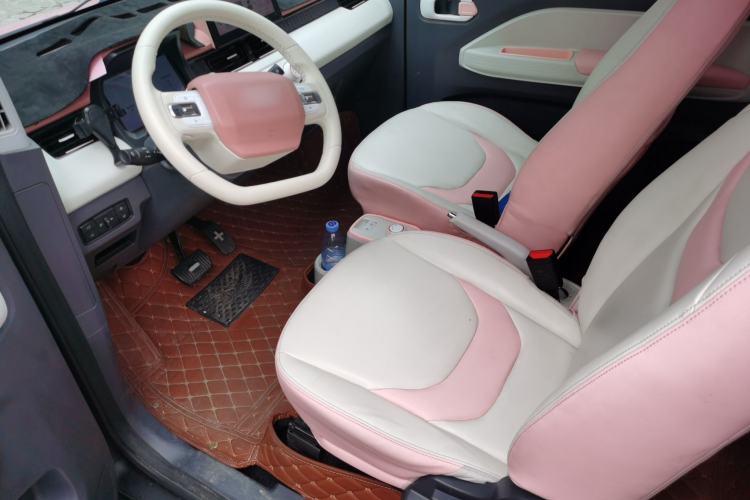 Used Chery QQ Ice Cream 2022 Taohuanxi Peach Edition Driver Seat