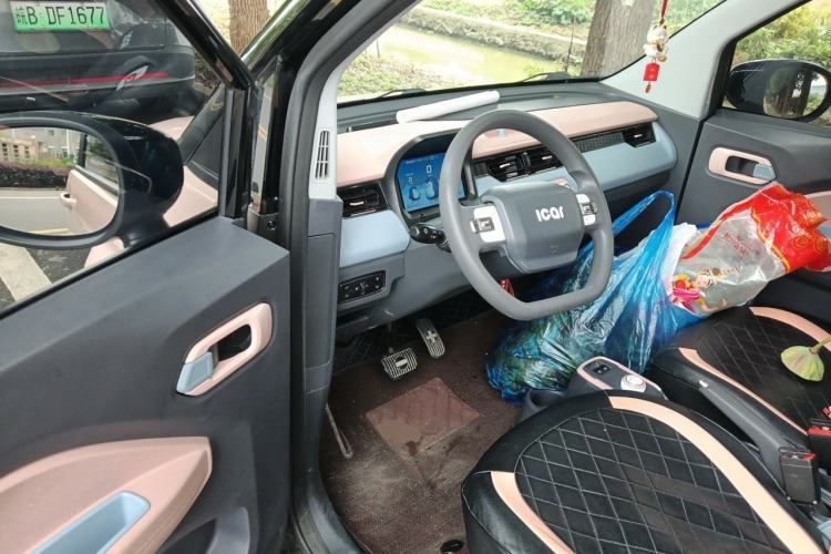 Used Chery QQ Ice Cream 2022 170km Sundae Ternary Lithium Driver Seat