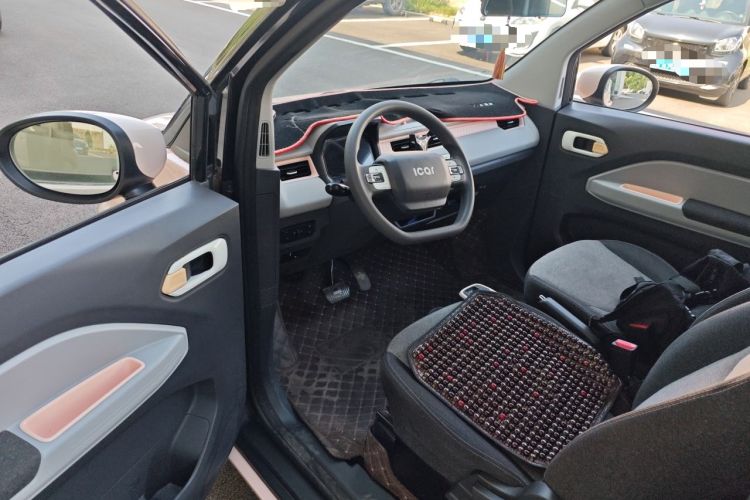 Used Chery QQ Ice Cream 2022 170km Sundae Phosphate Lithium-Ion Driver Seat