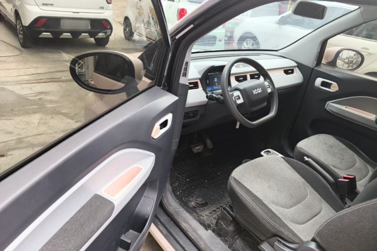 Used Chery QQ Ice Cream 2022 170km Sundae Phosphate Lithium-Ion Driver Seat