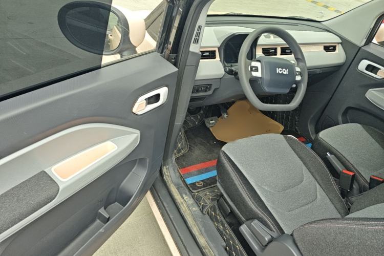 Used Chery QQ Ice Cream 2022 170km Sundae Phosphate Lithium-Ion Driver Seat