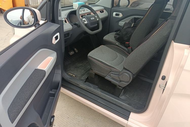 Used Chery QQ Ice Cream 2022 170km Sundae Phosphate Lithium-Ion Driver Seat