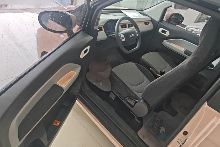 Used Chery QQ Ice Cream 2022 120km Conical Shape Lithium Iron Phosphate Driver Seat
