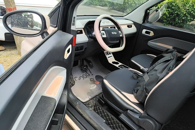 Used Chery QQ Ice Cream 2022 170km Sundae Phosphate Lithium-Ion Driver Seat