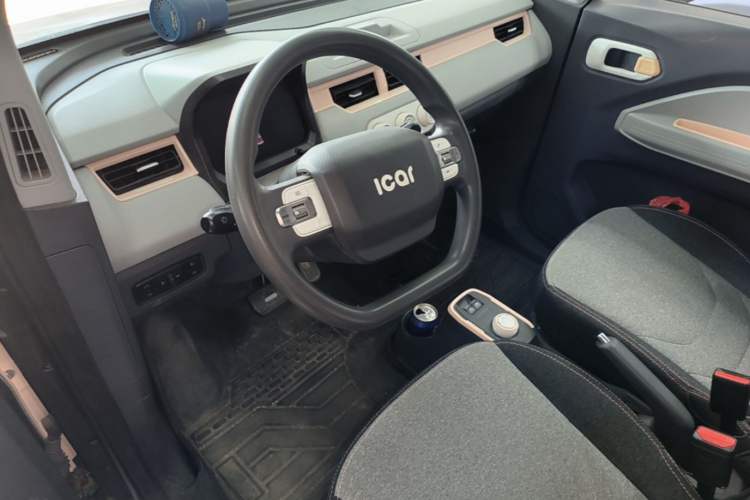 Used Chery QQ Ice Cream 2022 120km Milkshake Phosphate Lithium-Iron Driver Seat
