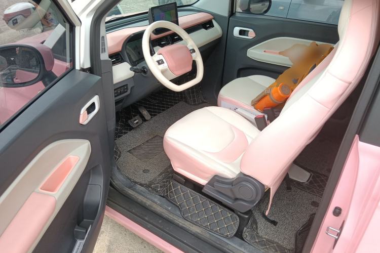 Used Chery QQ Ice Cream 2022 Taohuanxi Sweet Peach Edition Driver Seat