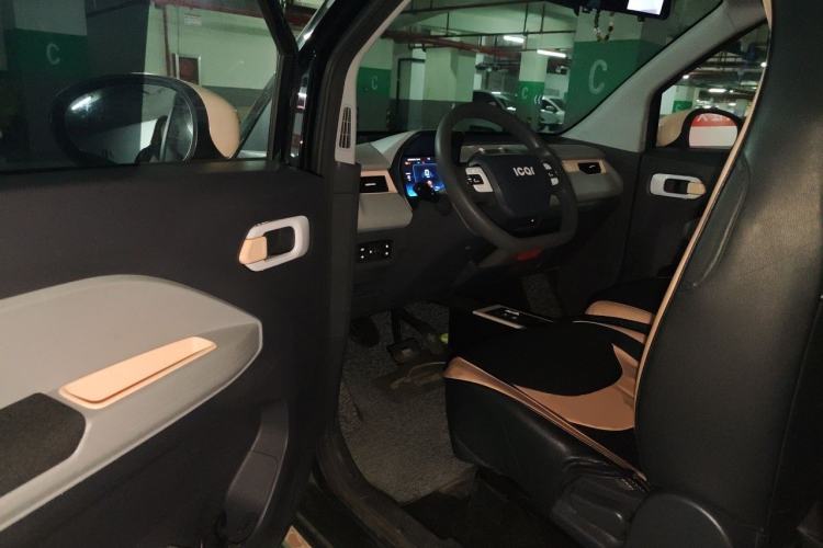 Used Chery QQ Ice Cream 2022 170km Sundae Phosphate Lithium-Ion Driver Seat
