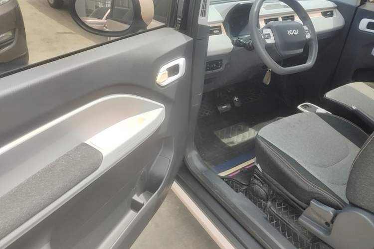 Used Chery QQ Ice Cream 2022 170km Sundae Ternary Lithium Driver Seat