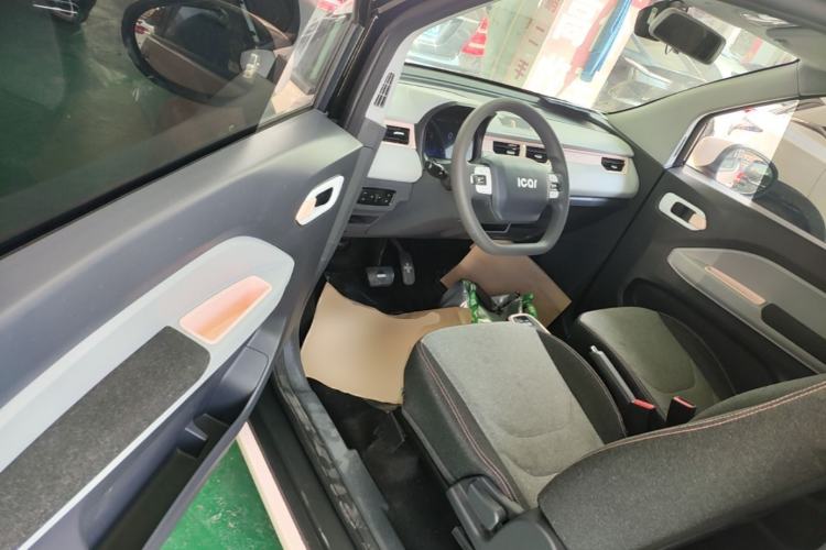 Used Chery QQ Ice Cream 2022 170km Sundae Phosphate Lithium-Ion Driver Seat