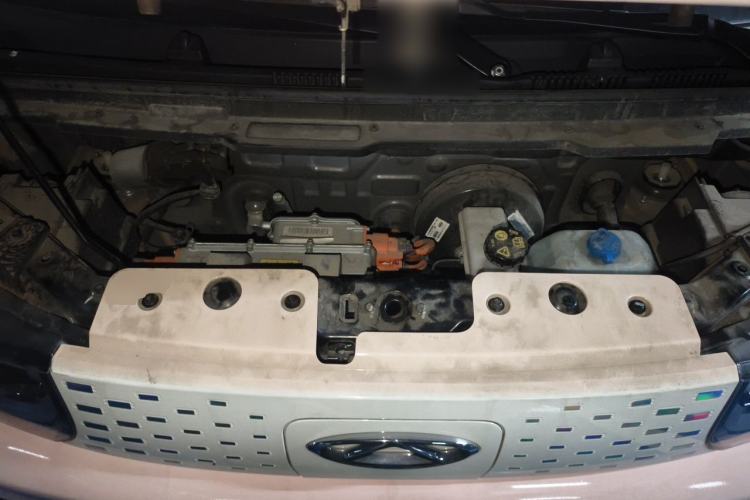 Used Chery QQ Ice Cream 2022 170km Sundae Ternary Lithium Engine Bay