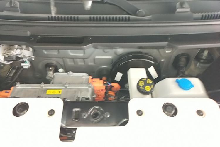 Used Chery QQ Ice Cream 2022 170km Sundae Ternary Lithium Engine Bay