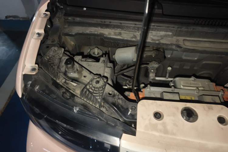 Used Chery QQ Ice Cream 2022 170km Sundae Ternary Lithium Engine Bay Right
