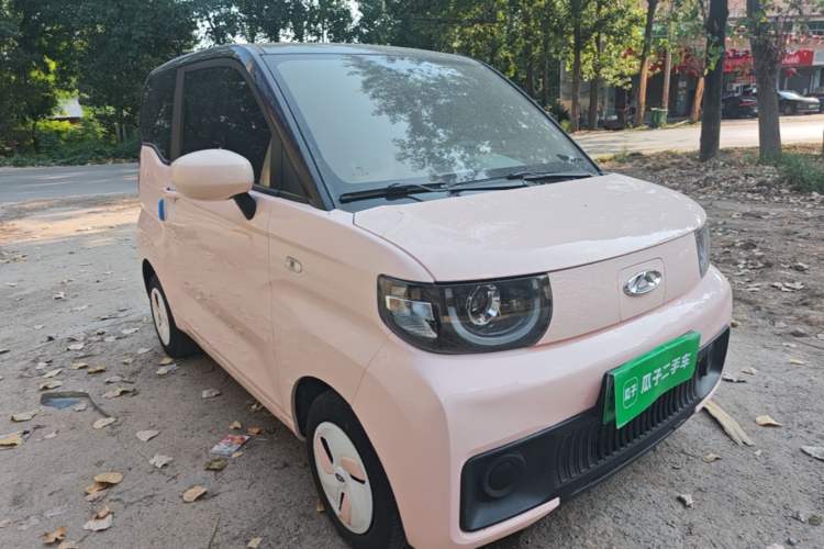 Used Chery QQ Ice Cream 2022 170km Sundae Phosphate Lithium-Ion Exterior 1