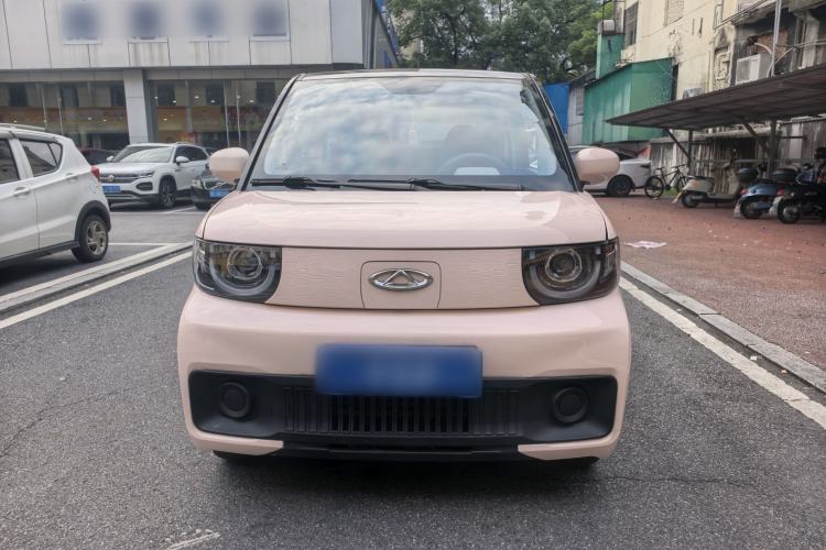 Used Chery QQ Ice Cream 2022 120km Conical Shape Lithium Iron Phosphate Exterior 1
