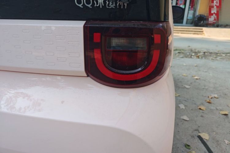 Used Chery QQ Ice Cream 2022 170km Sundae Phosphate Lithium-Ion Exterior 3