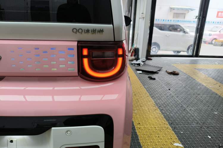 Used Chery QQ Ice Cream 2022 Taohuanxi Sweet Peach Edition Exterior 3