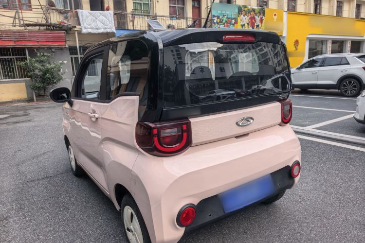 Used Chery QQ Ice Cream 2022 120km Conical Shape Lithium Iron Phosphate Exterior 3