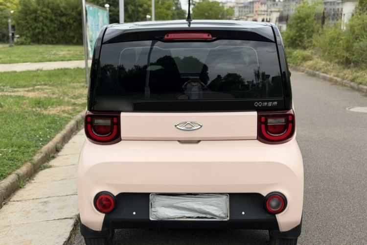 Used Chery QQ Ice Cream 2022 170km Sundae Phosphate Lithium-Ion Exterior 4