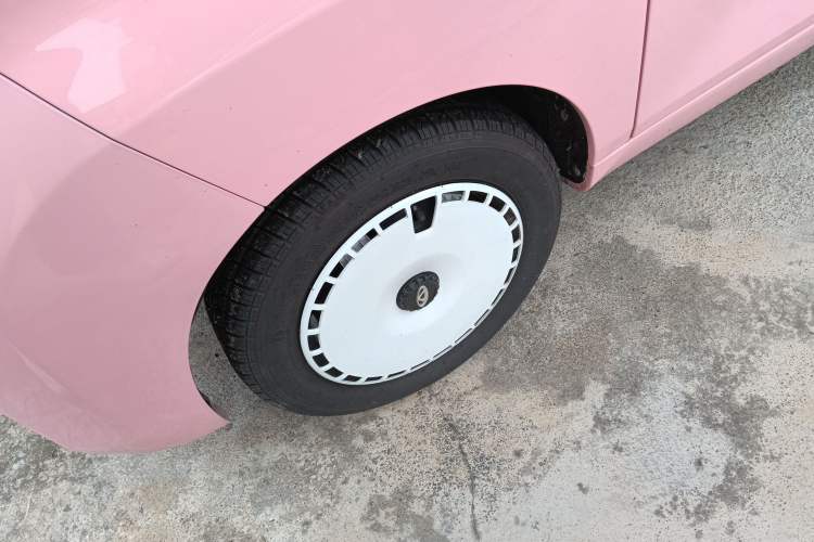 Used Chery QQ Ice Cream 2022 Taohuanxi Sweet Peach Edition Exterior 4