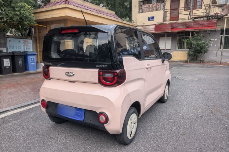 Used Chery QQ Ice Cream 2022 120km Conical Shape Lithium Iron Phosphate Exterior 5