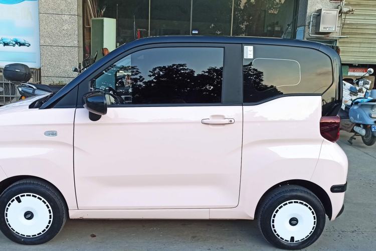 Used Chery QQ Ice Cream 2022 170km Sundae Phosphate Lithium-Ion Exterior 5