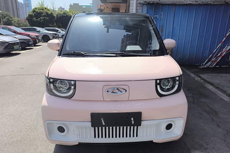 Used Chery QQ Ice Cream 2022 170km Sundae Phosphate Lithium-Ion Front