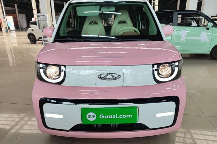 Used Chery QQ Ice Cream 2022 Taohuanxi Sweet Peach Edition Front