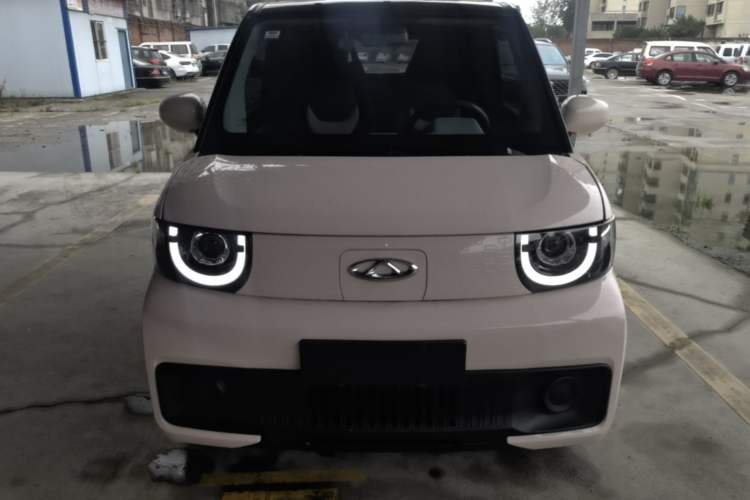 Used Chery QQ Ice Cream 2022 170km Sundae Phosphate Lithium-Ion Front
