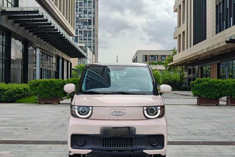 Used Chery QQ Ice Cream 2022 Pudding Model Front