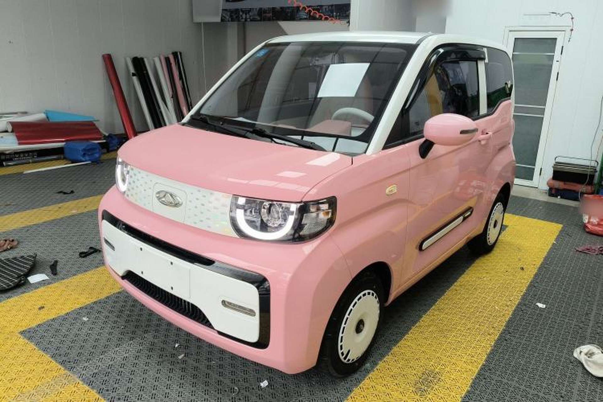 Used Chery QQ Ice Cream 2022 Taohuanxi Sweet Peach Edition Front Left 45 Deg