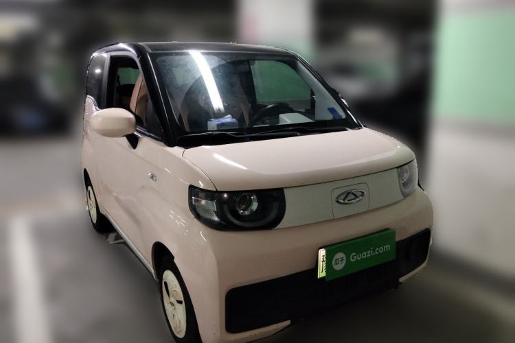 Used Chery QQ Ice Cream 2022 170km Sundae Phosphate Lithium-Ion Front Right 45 Deg