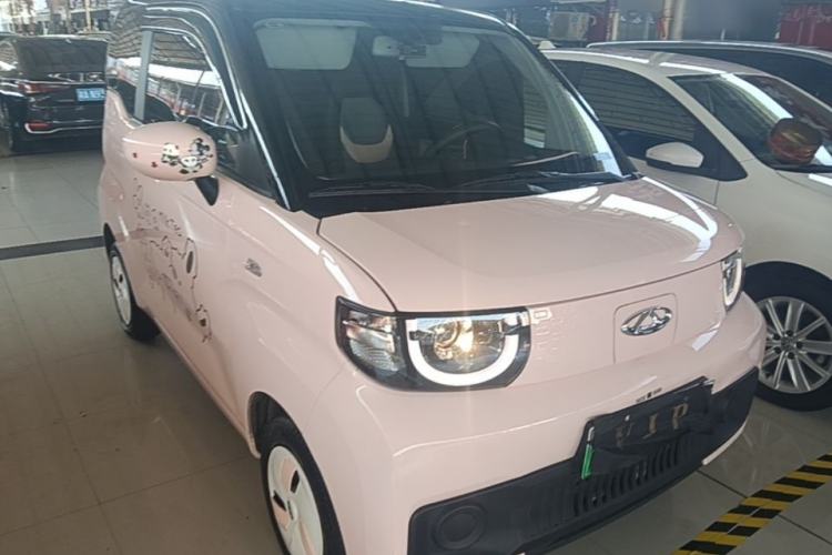 Used Chery QQ Ice Cream 2022 120km Conical Shape Lithium Iron Phosphate Front Right 45 Deg