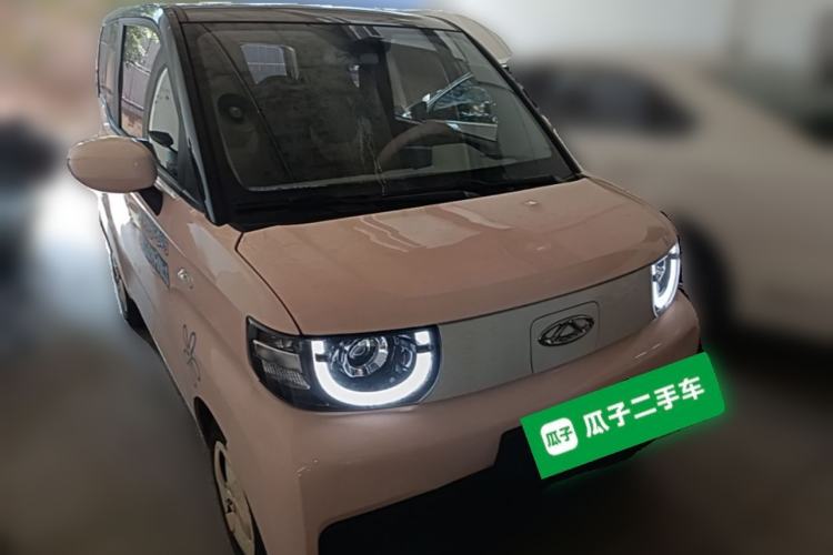 Used Chery QQ Ice Cream 2022 170km Sundae Phosphate Lithium-Ion Front Right 45 Deg