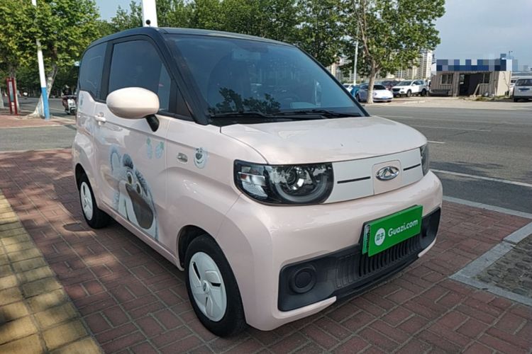 Used Chery QQ Ice Cream 2022 170km Sundae Phosphate Lithium-Ion Front Right 45 Deg