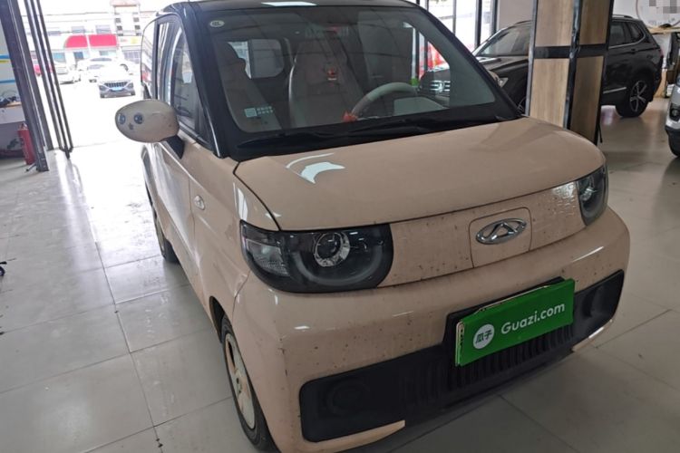 Used Chery QQ Ice Cream 2022 170km Sundae Phosphate Lithium-Ion Front Right 45 Deg